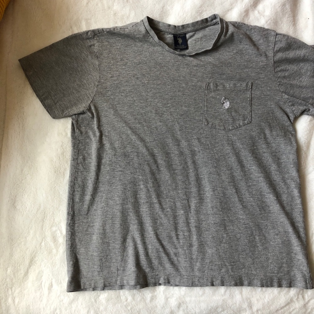 LIKE NEW gray short sleeve polo Tshirt with pocket